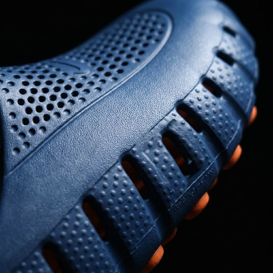 Nike Mind Slippers